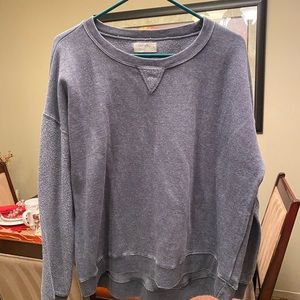 Super cozy crew neck!